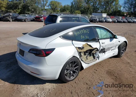 2021 Tesla Model 3 from USA, damaged, VIN 5YJ3E1EA7MF851631